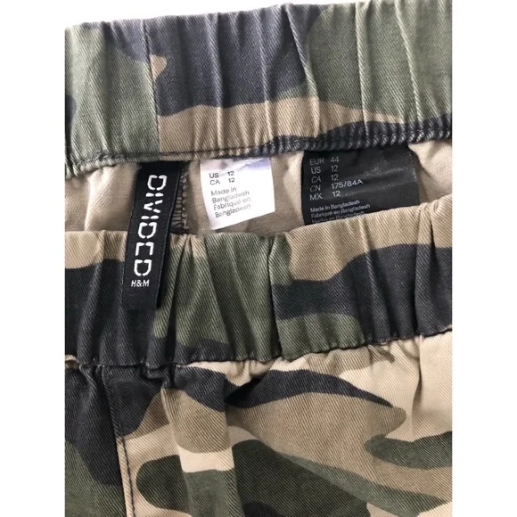 H&M camo pants / Divided Size:12 - Picture 2 of 2